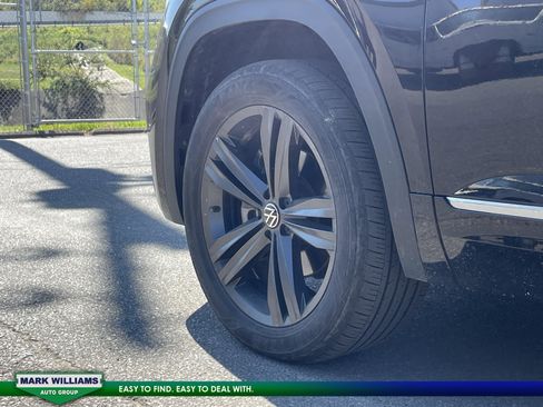 Used 2022 Volkswagen Atlas SEL R-Line image 29