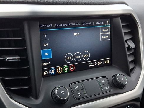 Used 2021 GMC Acadia SLE w/ Driver Convenience Package image 17