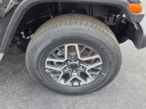 New 2026 Jeep Wrangler Sahara AWD/4WD image 15
