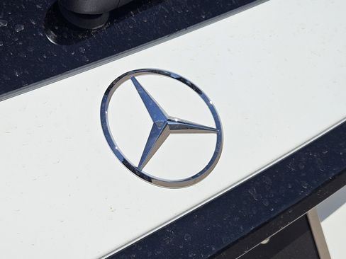Certified 2026 Mercedes-Benz GLC 300 4MATIC image 9