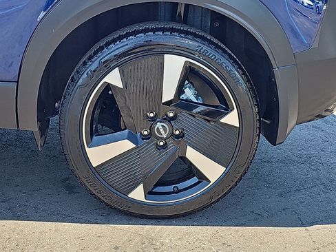 Used 2025 Nissan Kicks SR FWD image 35