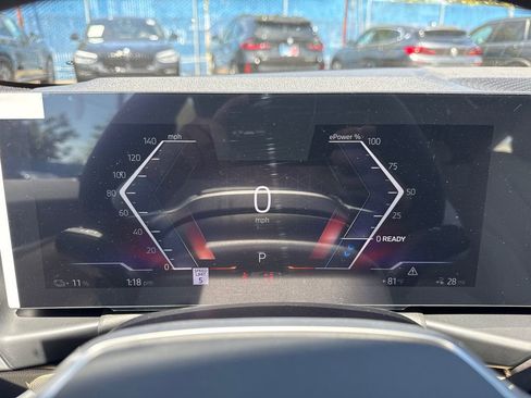 New 2026 BMW i4 eDrive40 w/ Parking Assistance Package RWD image 32
