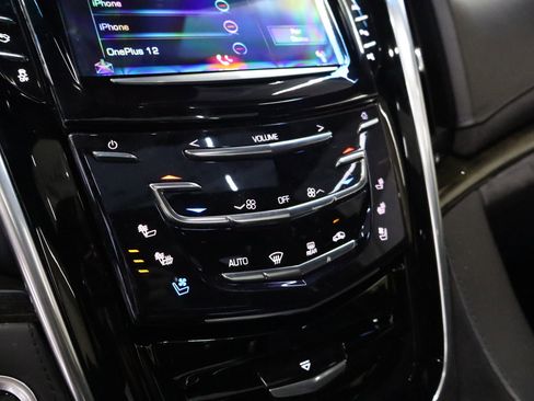 Used 2020 Cadillac Escalade Platinum image 23