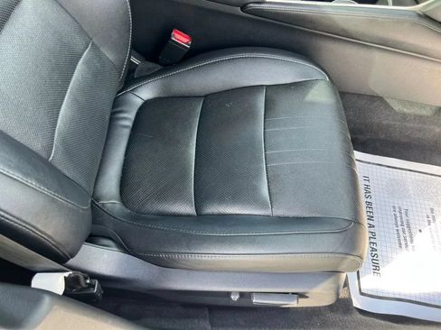 Used 2020 Honda Accord Touring image 15
