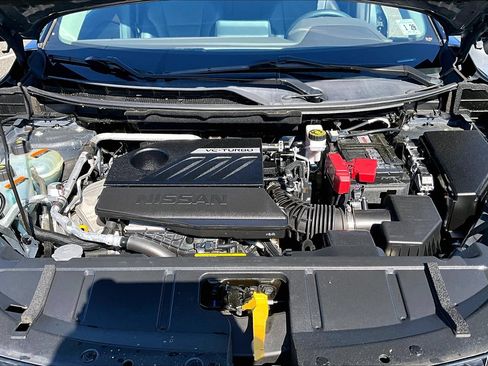 Used 2023 Nissan Rogue SL AWD/4WD image 9