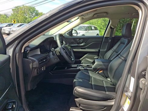 Certified 2023 Lincoln Corsair AWD w/ Equipment Group 101A image 13