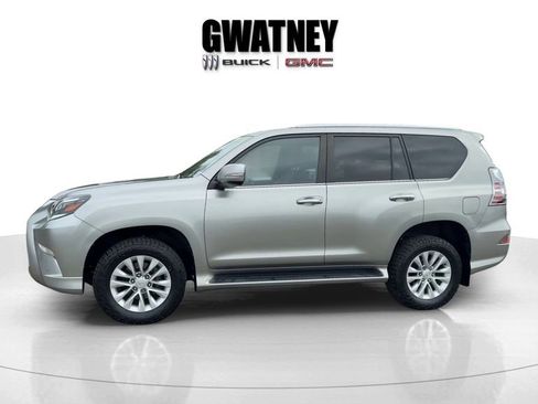 Used 2022 Lexus GX 460 Premium w/ Premium Package AWD/4WD image 8