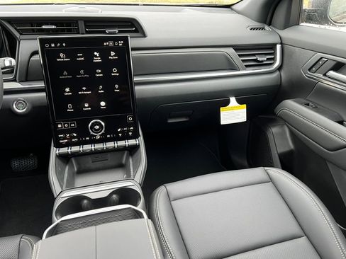 New 2026 GMC Terrain Elevation w/ Elevation Premium Package image 30