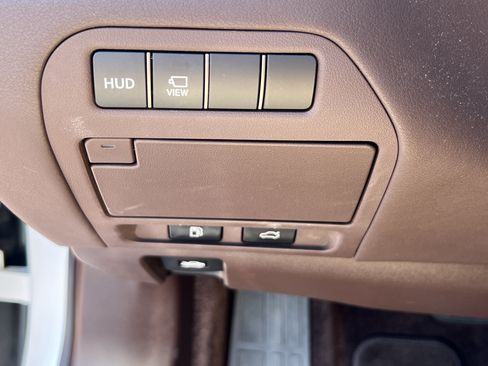 Used 2019 Lexus LS 500 RWD image 35