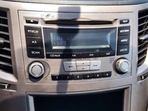 Used 2014 Subaru Outback 2.5i w/ Alloy Wheel Package AWD/4WD image 19