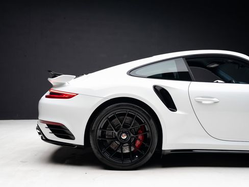 Used 2017 Porsche 911 Turbo AWD/4WD image 38