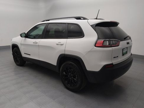 Used 2023 Jeep Cherokee Altitude Lux image 3