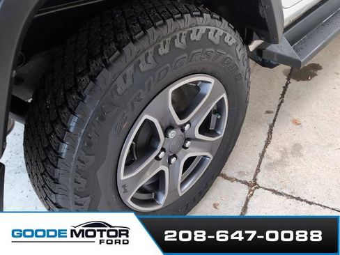 Used 2018 Jeep Wrangler Unlimited Sport S image 5