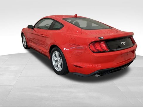 Used 2021 Ford Mustang Coupe image 18