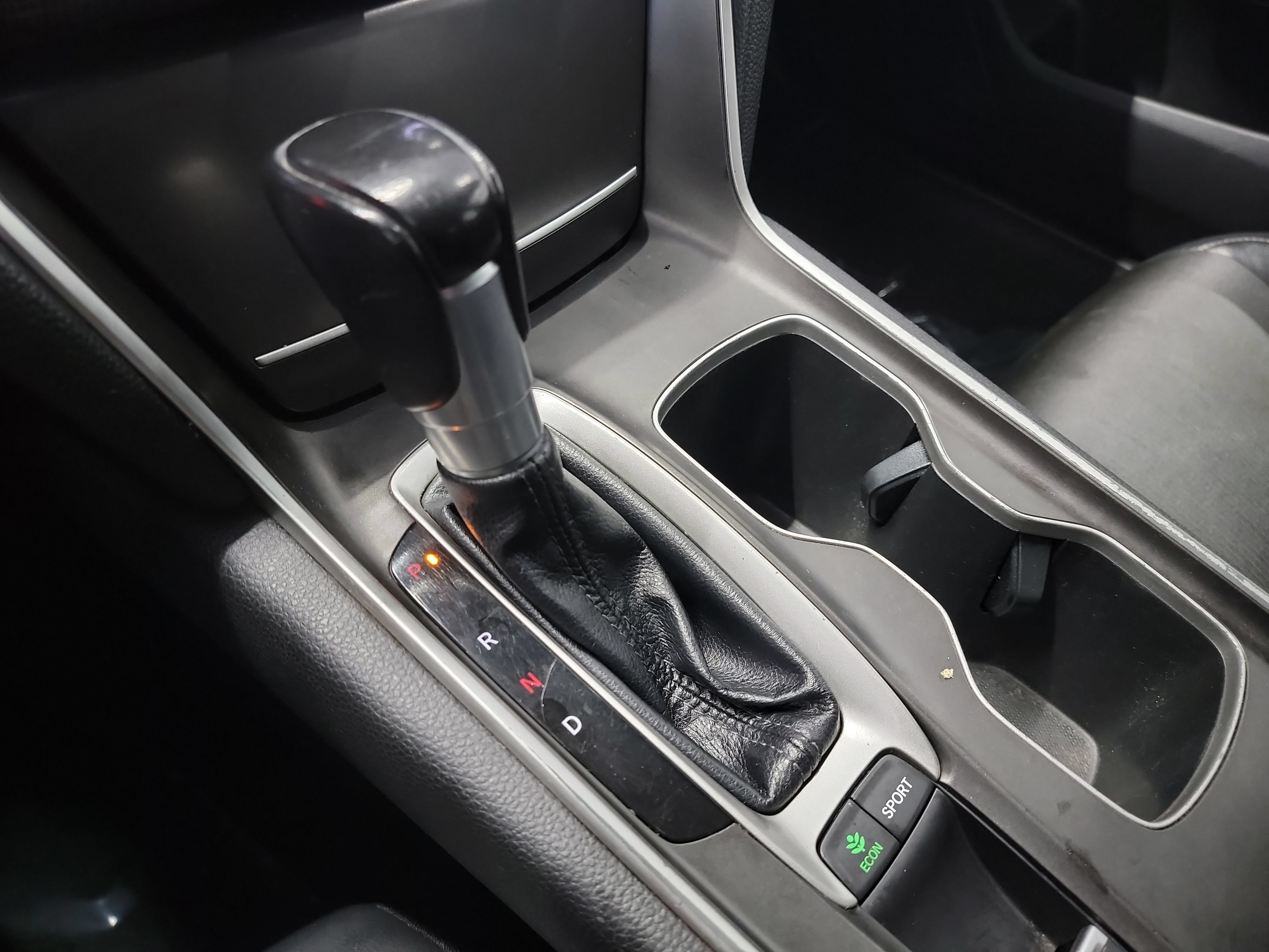 Used 2018 Honda Accord Sport image 26