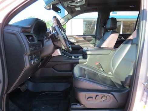 Certified 2021 Chevrolet Tahoe Z71 AWD/4WD image 16