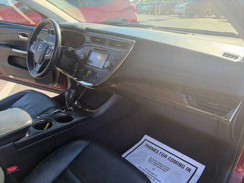 Used 2015 Toyota Avalon Limited w/ Technology Package FWD image 41