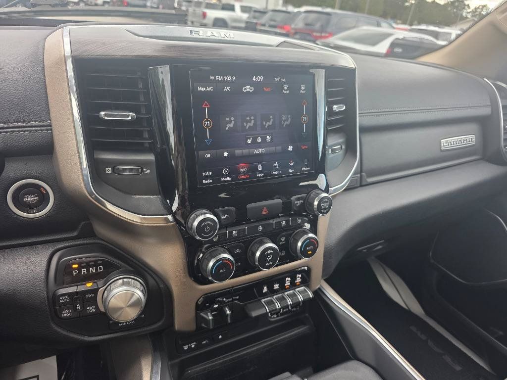 Used 2019 RAM 1500 Laramie AWD/4WD image 16