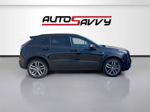 Used 2023 Cadillac XT4 Sport w/ Cold Weather Package image 8