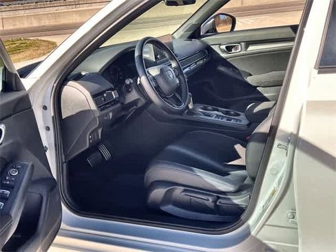 Certified 2023 Honda Civic Sport image 3