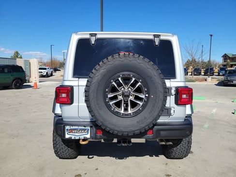 Used 2024 Jeep Wrangler Rubicon 392 image 10