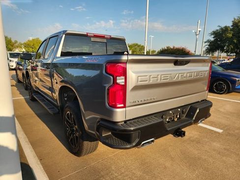 Used 2025 Chevrolet Silverado 1500 LT Trail Boss w/ Convenience Package II AWD/4WD image 4