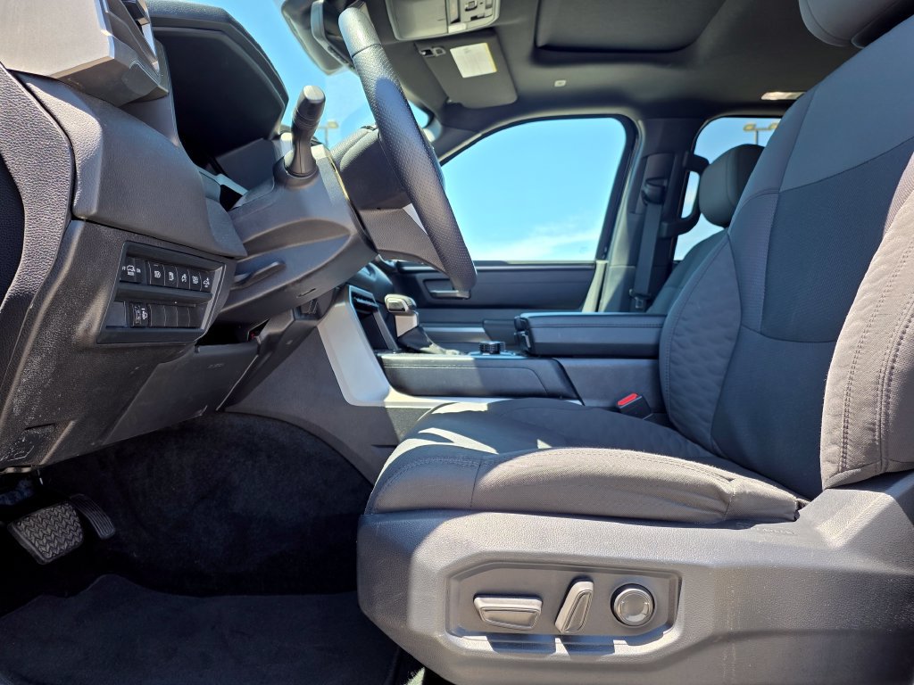 Used 2025 Toyota Sequoia SR5 AWD/4WD image 11