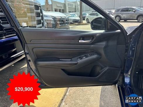 Used 2022 Nissan Altima 2.5 SR image 12