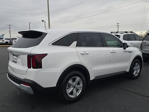 New 2026 Kia Sorento LX image 3