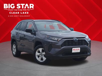 Used 2020 Toyota RAV4 LE w/ Carpet Mat Package