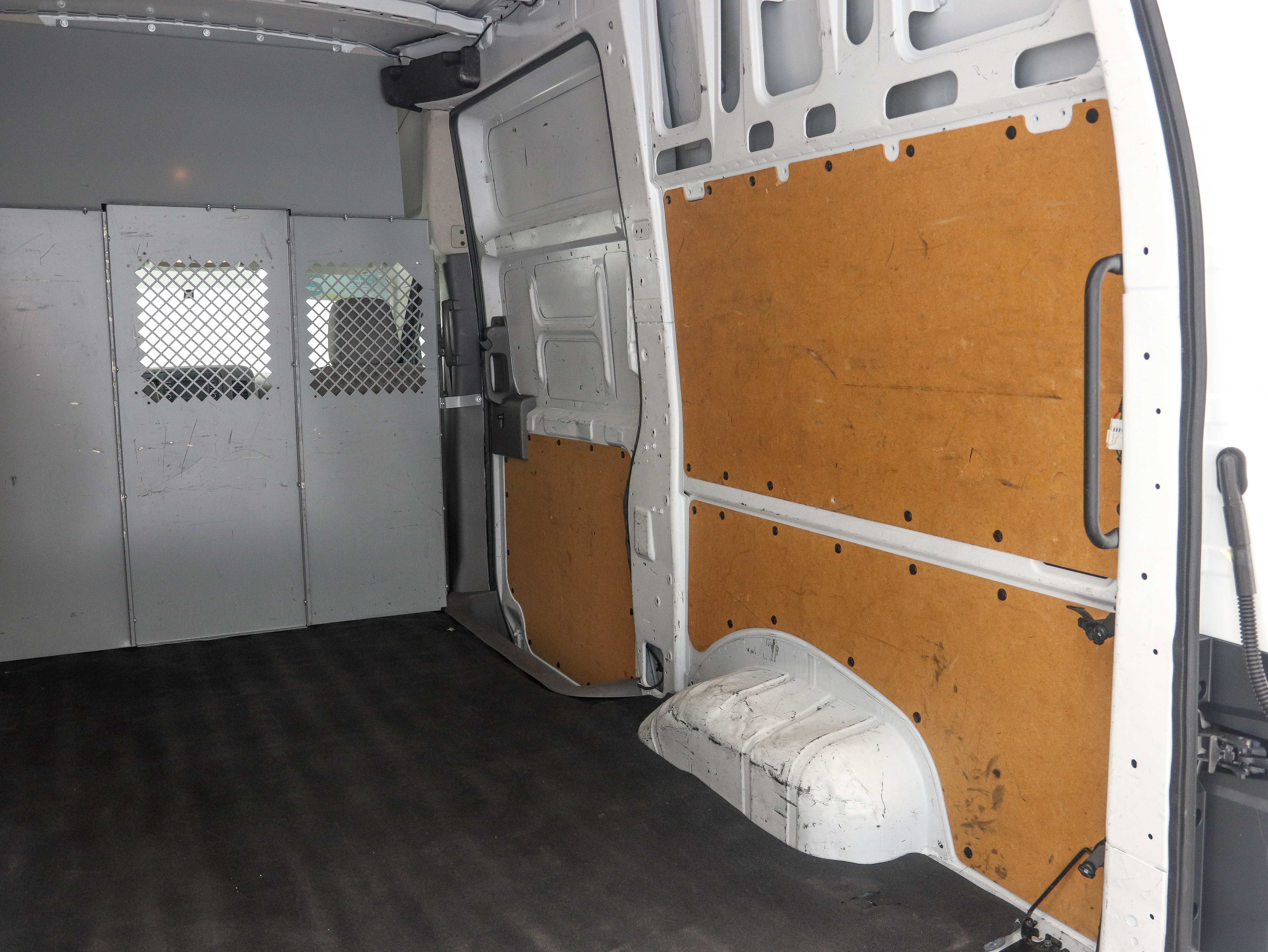 Used 2019 Nissan NV 3500 SV w/ Navigation Package RWD image 13