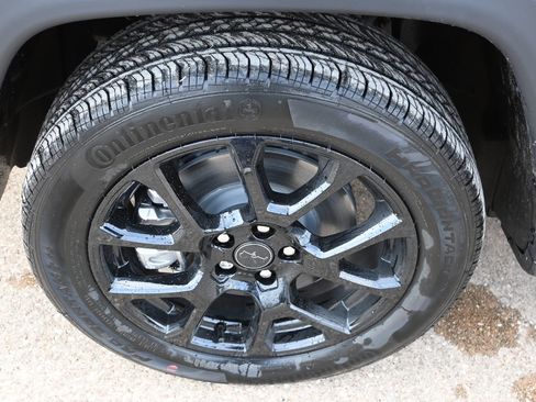 New 2026 Jeep Compass Latitude image 8