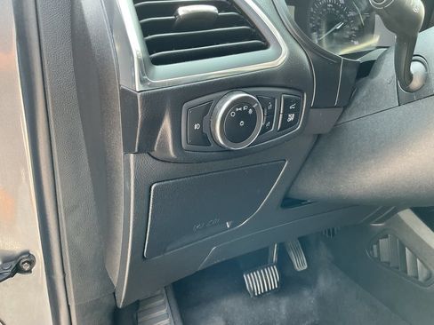 Used 2023 Ford Edge Titanium w/ Cargo Accessory Package AWD/4WD image 34