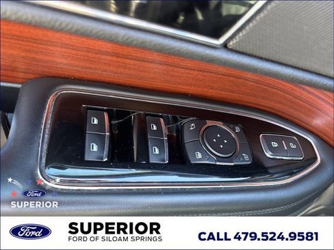 Used 2021 Lincoln Navigator Reserve AWD/4WD image 25