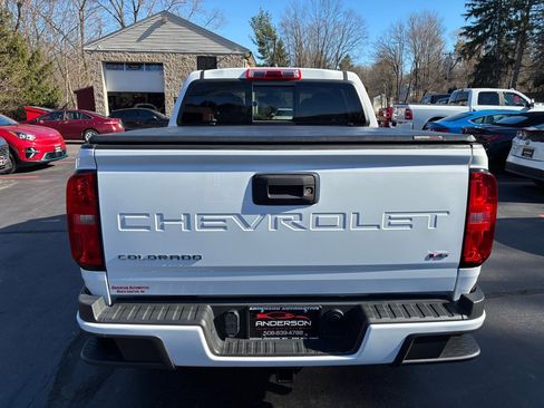 Used 2022 Chevrolet Colorado LT w/ LT Convenience Package image 10