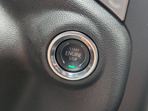 Used 2026 Chevrolet Silverado 1500 Custom AWD/4WD image 17