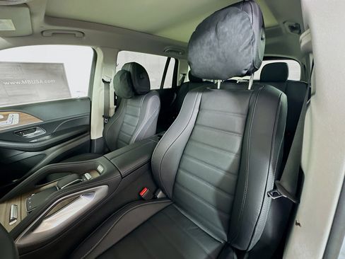 New 2026 Mercedes-Benz GLS 450 4MATIC image 21