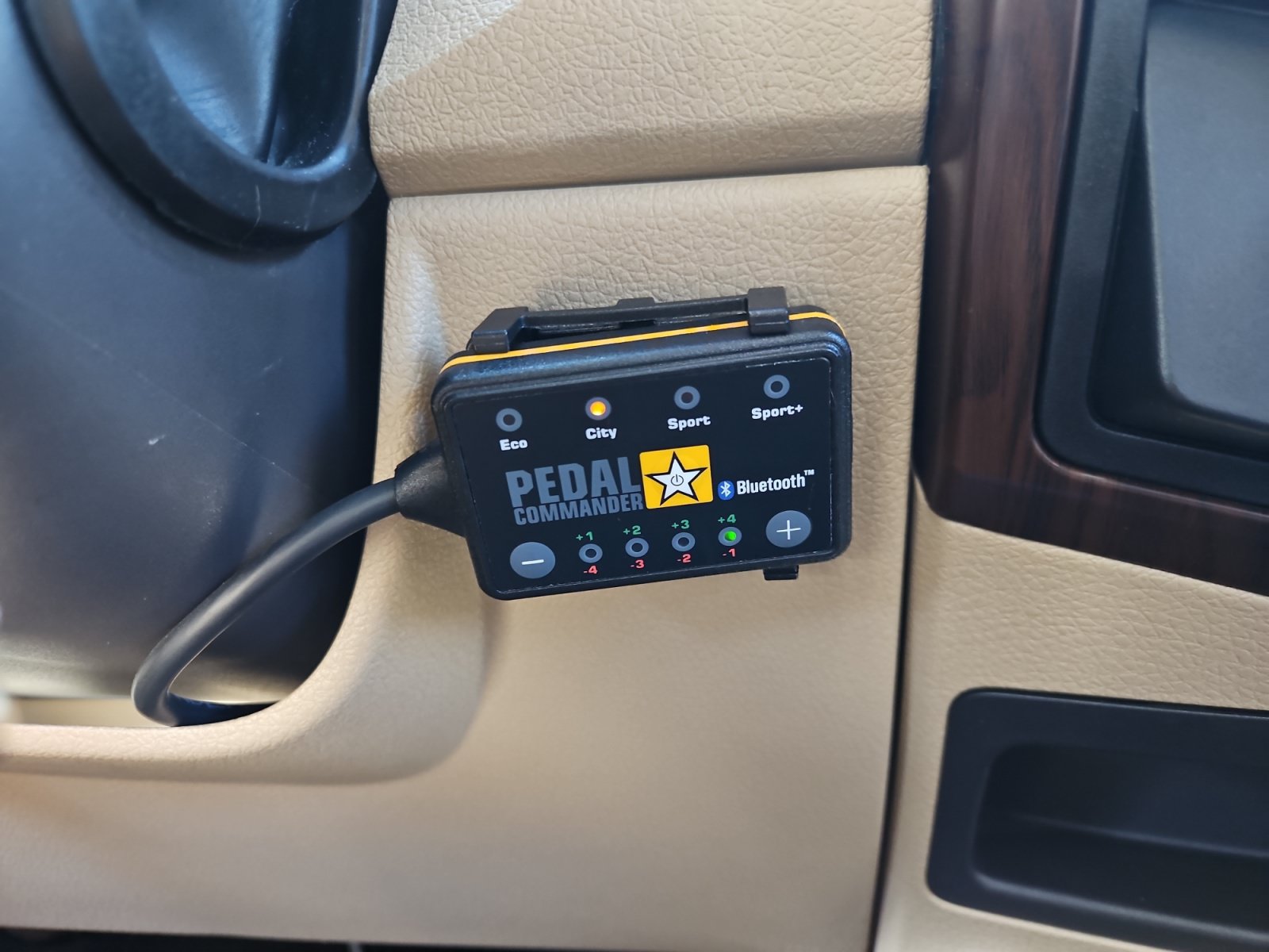 Used 2016 Ford F350 Lariat AWD/4WD image 26