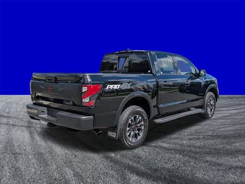 Used 2024 Nissan Titan PRO-4X w/ Pro-4x Convenience Package AWD/4WD image 4