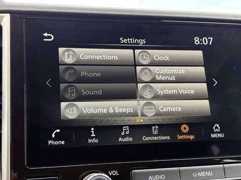 Used 2025 Nissan Frontier SV AWD/4WD image 22