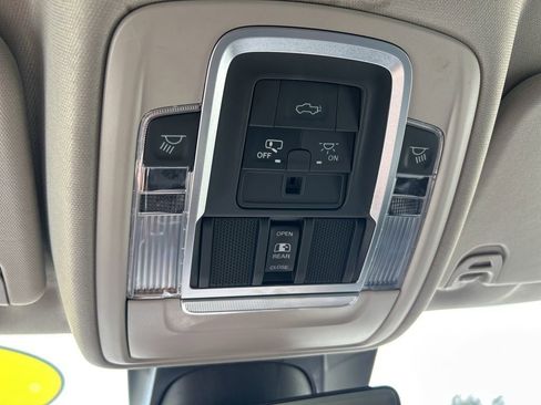 Used 2022 RAM 1500 Laramie RWD image 39