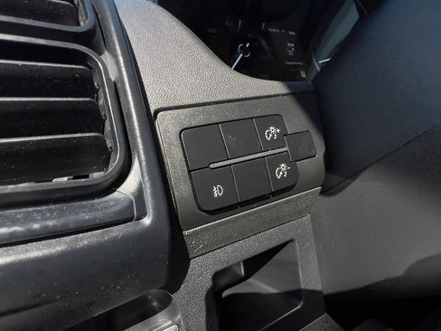 Used 2025 RAM ProMaster 2500 w/ Convenience Group FWD image 32
