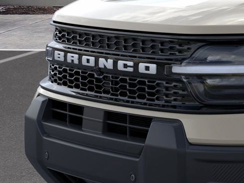 New 2025 Ford Bronco Sport Outer Banks w/ Outer Banks Tech Package+ image 17