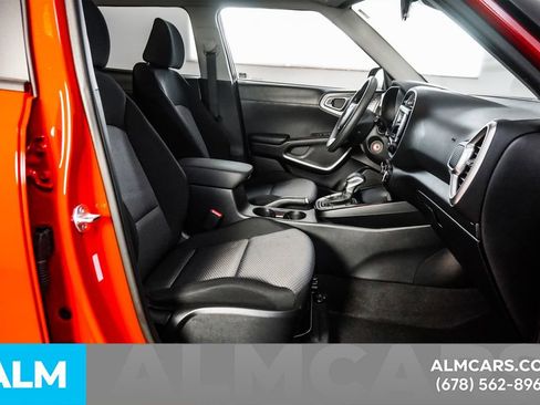 Used 2025 Kia Soul LX w/ LX Technology Package image 19