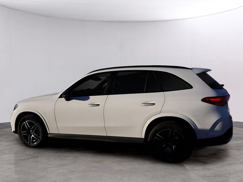 Used 2026 Mercedes-Benz GLC 300 4MATIC image 2