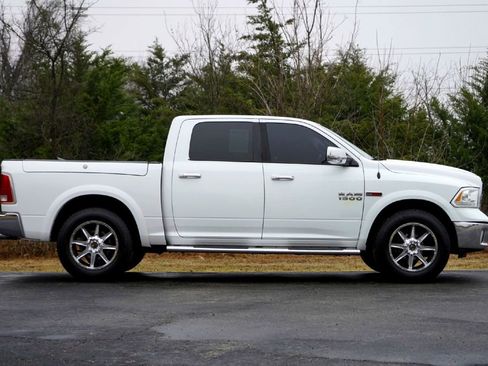 Used 2015 RAM 1500 Laramie w/ Convenience Group image 5