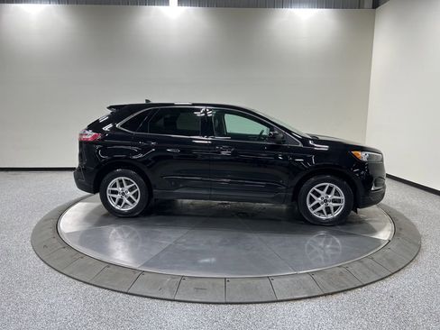 Certified 2024 Ford Edge SEL w/ Convenience Package AWD/4WD image 6