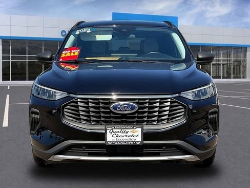 Used 2023 Ford Escape Active w/ Tech Pack #1 FWD image 2
