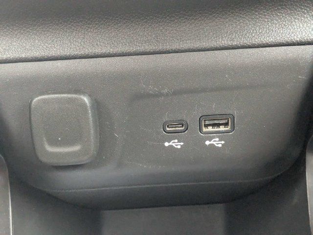 Used 2025 Chevrolet TrailBlazer LT FWD image 29