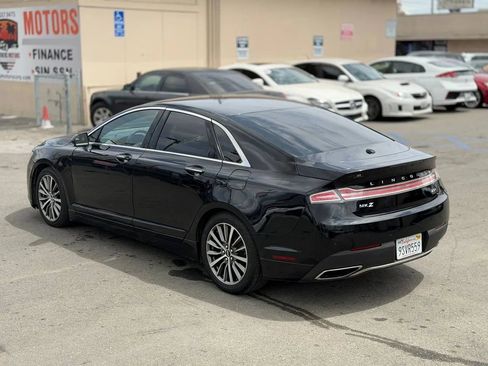 Used 2017 Lincoln MKZ Premiere FWD image 10